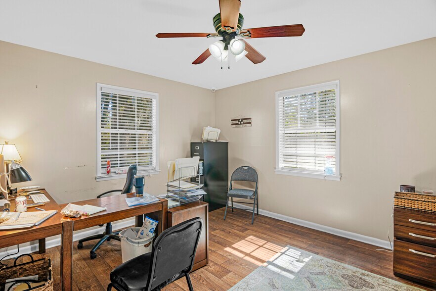 More Photos Of 1060 Miles Xing, Fort Stewart Office For Sale