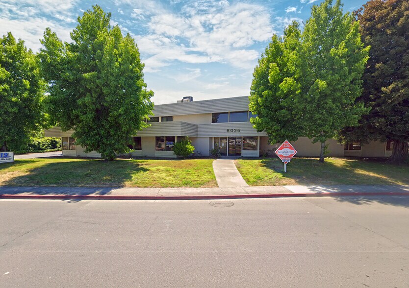 Primary Photo Of 6025 Labath Ave, Rohnert Park Light Distribution For Sale