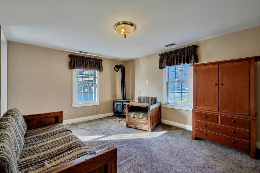 More Photos Of 508 Fairmount Ave, Towson Specialty For Sale