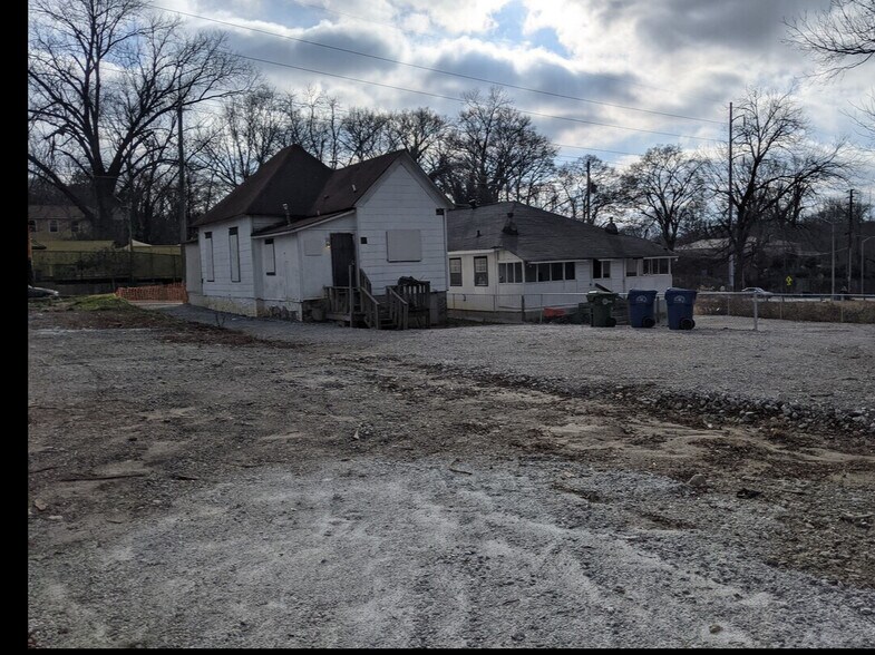 More Photos Of 699 Joseph E Boone Blvd NW, Atlanta Flex For Sale