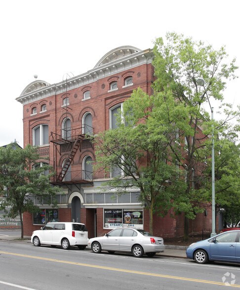 More Photos Of 41 South St, Glens Falls Storefront Retail Residential For Lease