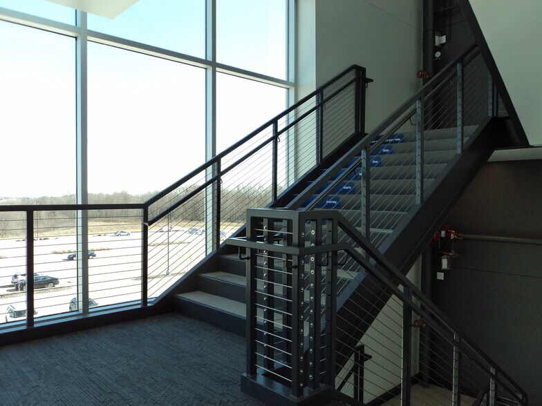 More Photos Of 2020 Innovation Ct, De Pere Office For Lease