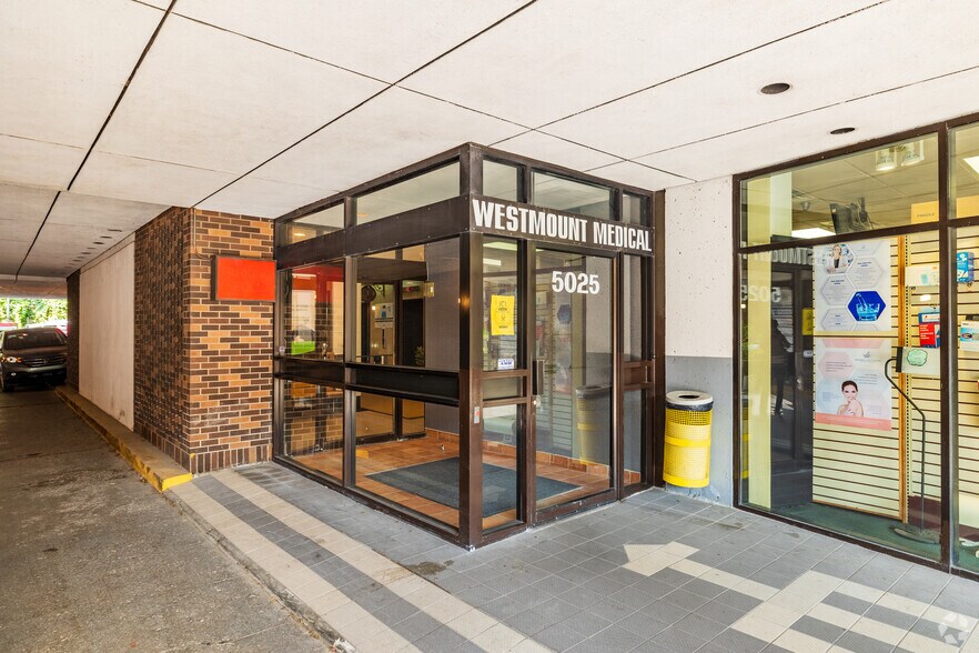 More Photos Of 5025 Rue Sherbrooke O, Westmount Medical For Lease