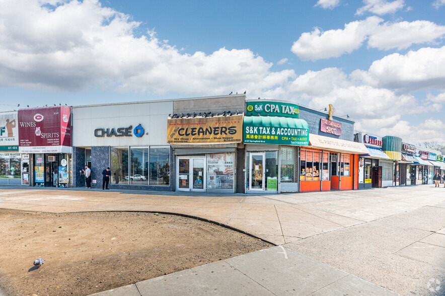 More Photos Of 6101-6147 Springfield Blvd, Oakland Gardens General Retail For Lease