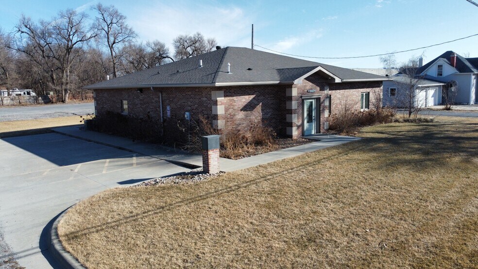 More Photos Of 919 S Pine St, Norfolk Flex For Sale