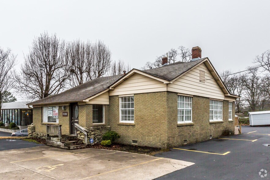Primary Photo Of 3109 John F Kennedy Blvd, North Little Rock Office For Lease