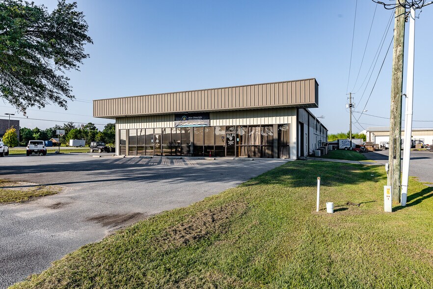 More Photos Of 124 Goshen Road Ext, Rincon Light Manufacturing For Lease