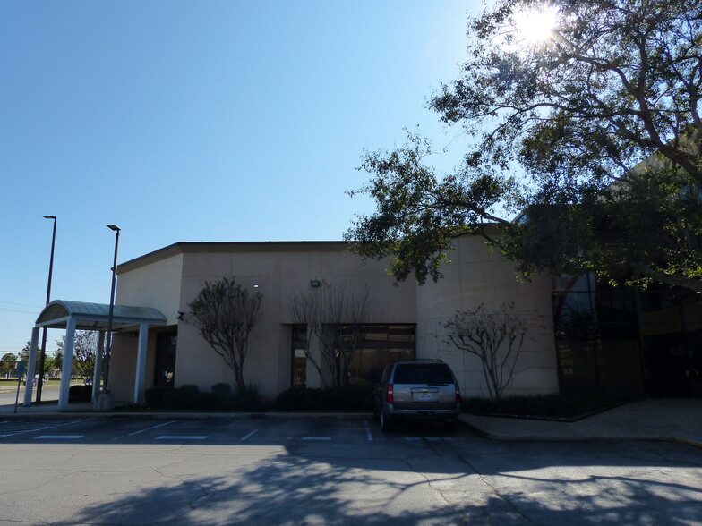 More Photos Of 1035 Dairy Ashford Rd, Houston Office For Lease