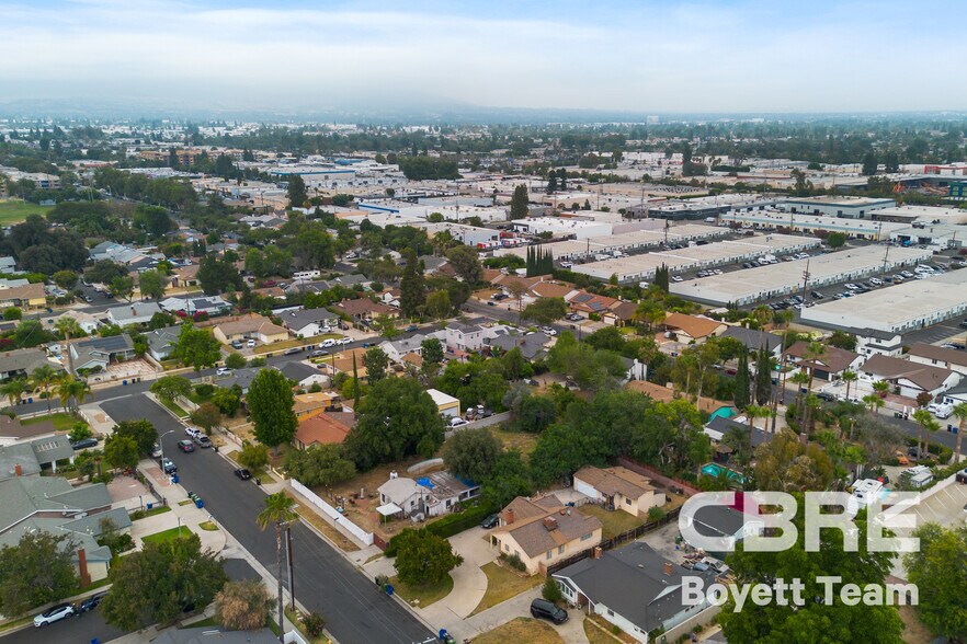 More Photos Of 7800 Jordan Ave, Canoga Park Land For Sale