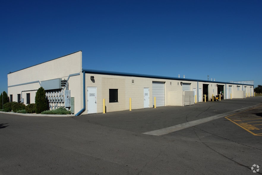 More Photos Of 350-366 Norfolk St, Aurora Light Manufacturing For Sale