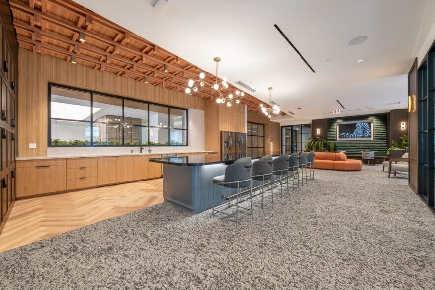 More Photos Of 55 E Monroe St, Chicago Office Residential For Lease