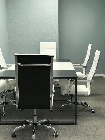 More Photos Of 100 2nd Ave N, Saint Petersburg Office For Lease