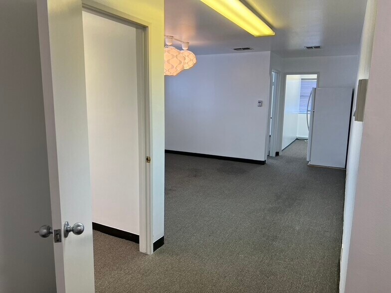 More Photos Of 11701 Inglewood Ave, Hawthorne Office Residential For Lease