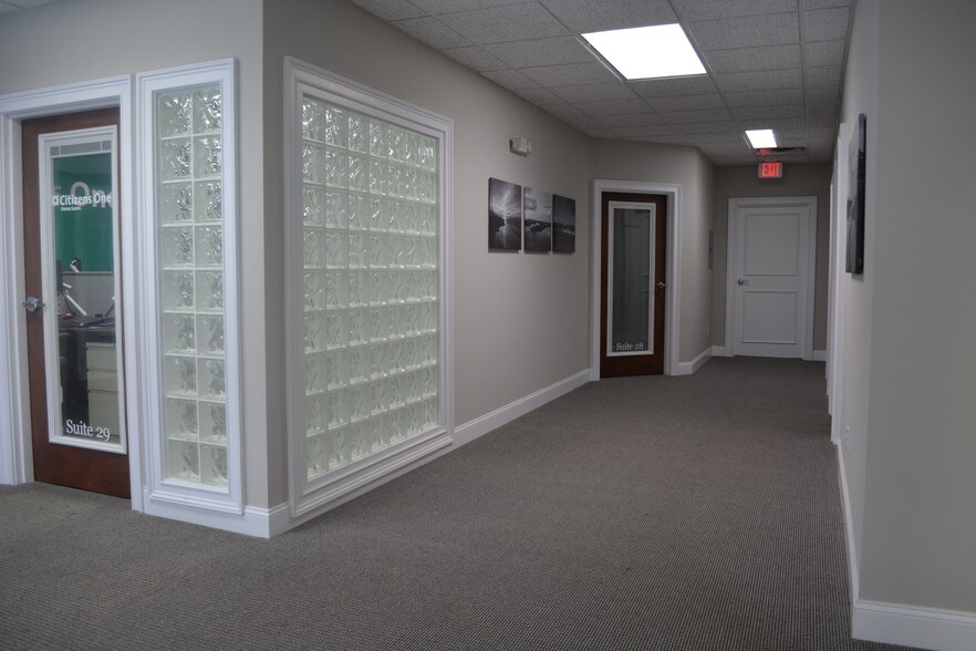 More Photos Of 1442 Military Cutoff Rd, Wilmington Medical For Lease