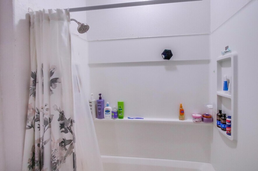 More Photos Of 215 Willie James Jones Ave, San Diego Apartments For Sale