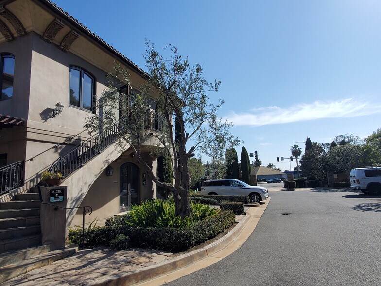 More Photos Of 2753 Camino Capistrano, San Clemente Loft Creative Space For Lease