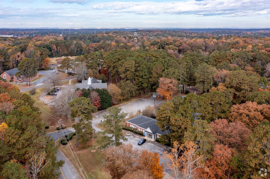 More Photos Of 2605 Ben Hill Rd, East Point Schools For Sale