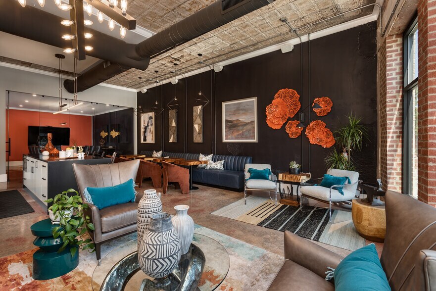 More Photos Of 1243 Pendleton St, Greenville Restaurant For Lease