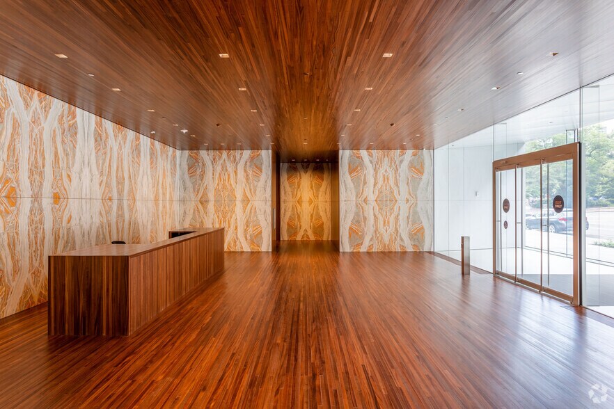 More Photos Of 2050 M St NW, Washington Office For Lease