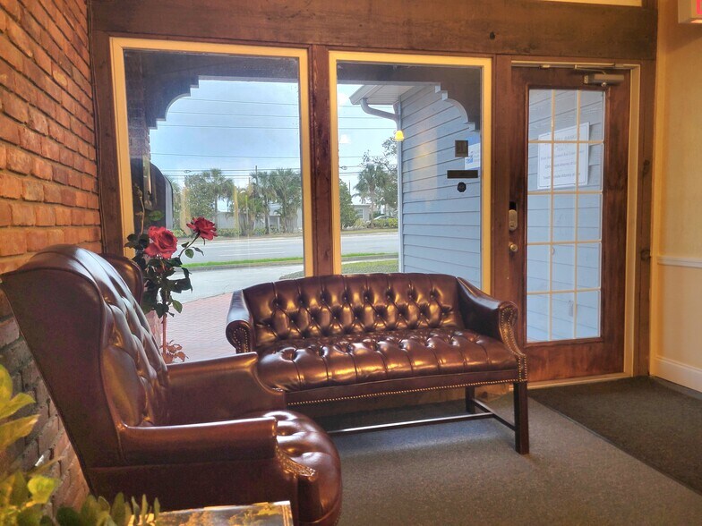 More Photos Of 8200 Seminole Blvd, Seminole Medical For Lease