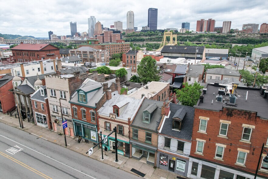 More Photos Of 1017 E Carson St, Pittsburgh Storefront Retail Residential For Lease