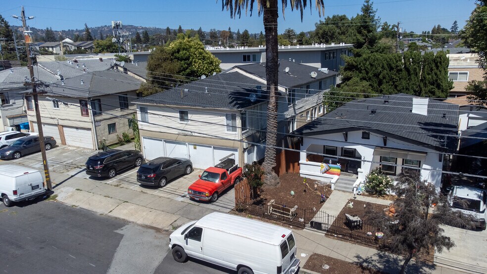 More Photos Of 217 Alden St, Redwood City Apartments For Sale