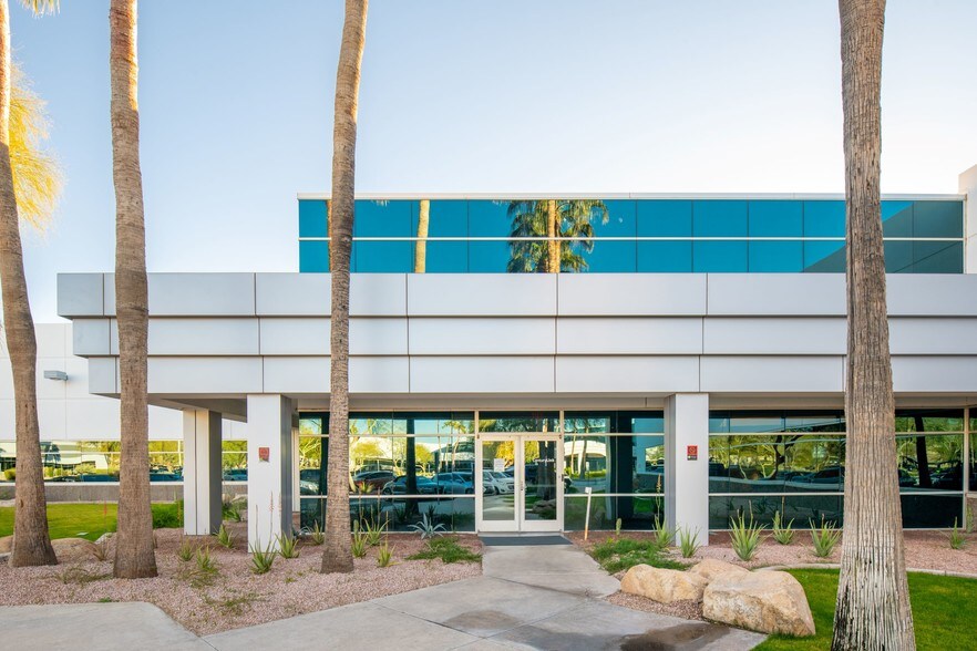 More Photos Of 14605 S 50th St, Phoenix Light Distribution For Lease