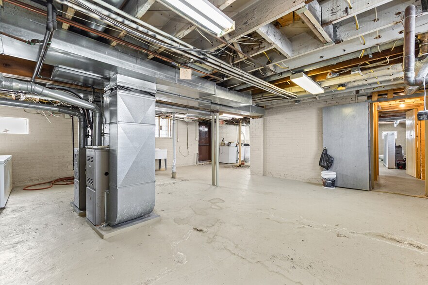 More Photos Of 13660 Ohio St, Detroit Apartments For Sale