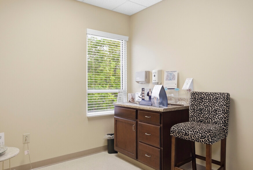More Photos Of 2356 John Smith Rd, Fayetteville Medical For Lease