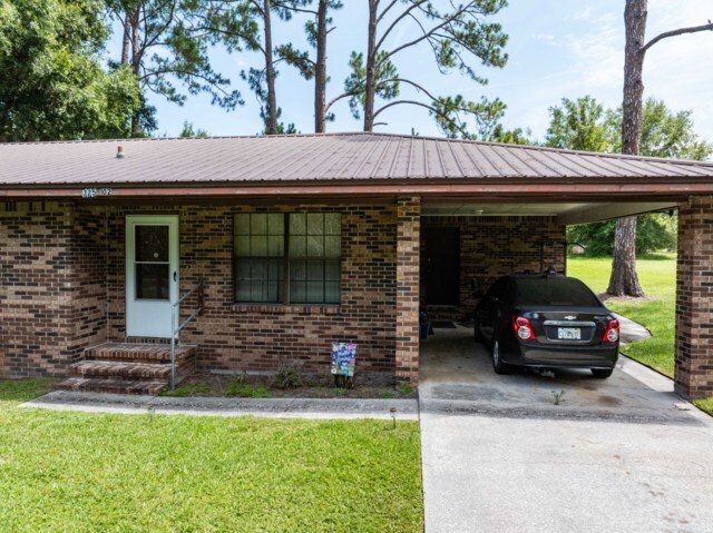 Primary Photo Of 325 SW Leisure Dr, Lake City Apartments For Sale