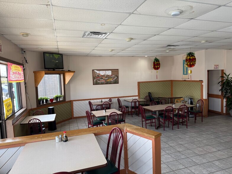 More Photos Of 305 S Air Depot Blvd, Oklahoma City Restaurant For Sale