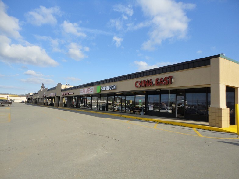 More Photos Of 785-801 New Highway 68, Sweetwater Unknown For Lease