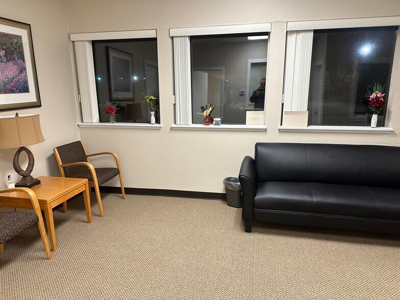 More Photos Of 825 Legion Way SE, Olympia Office For Lease