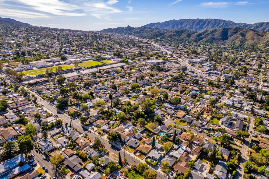More Photos Of 10637 Mount Gleason Ave, Sunland Land For Sale