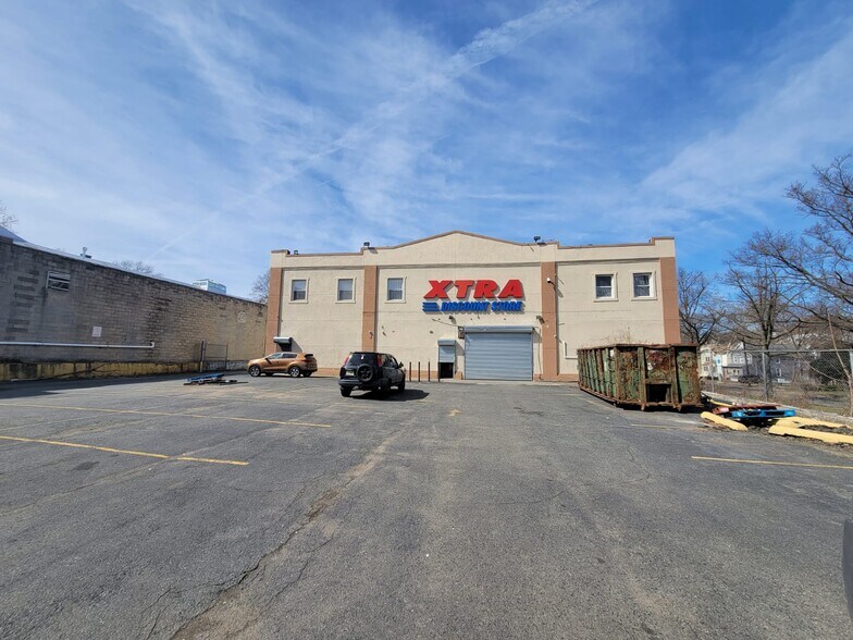 More Photos Of 926-932 Broadway, Newark Freestanding For Sale