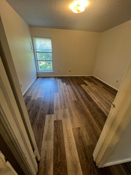 More Photos Of 2256 Donna Dr, Norman Multifamily For Sale