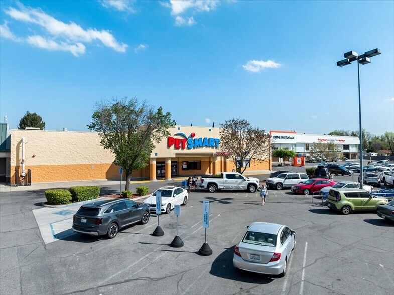 More Photos Of 2100 McHenry Ave, Modesto Freestanding For Sale