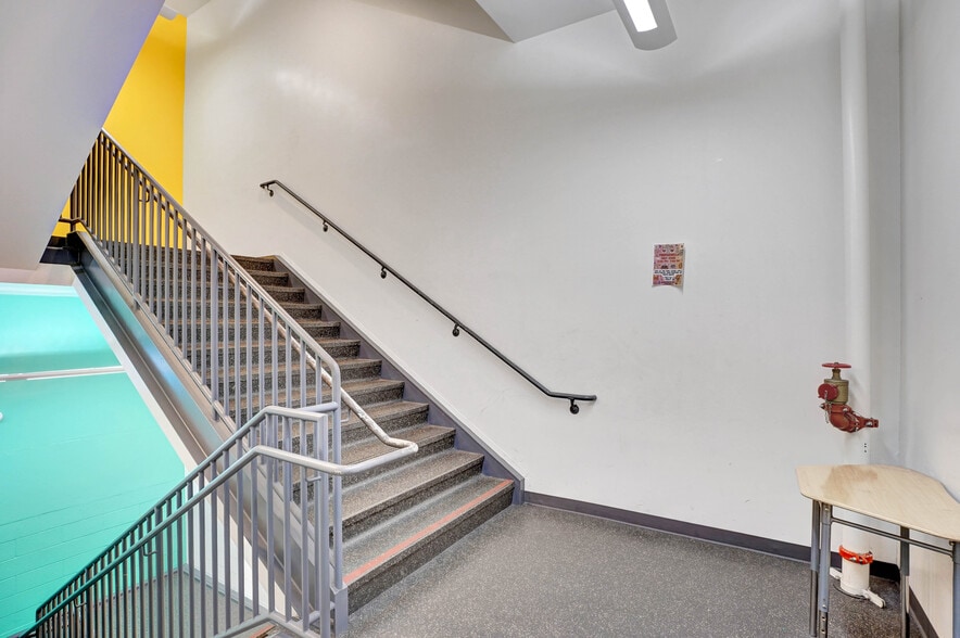 More Photos Of 8001 Santa Fe Ave, Huntington Park Schools For Sale