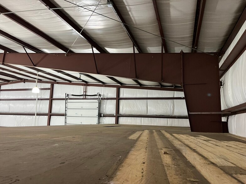 More Photos Of 2400 W Herman St, Pensacola Warehouse For Sale