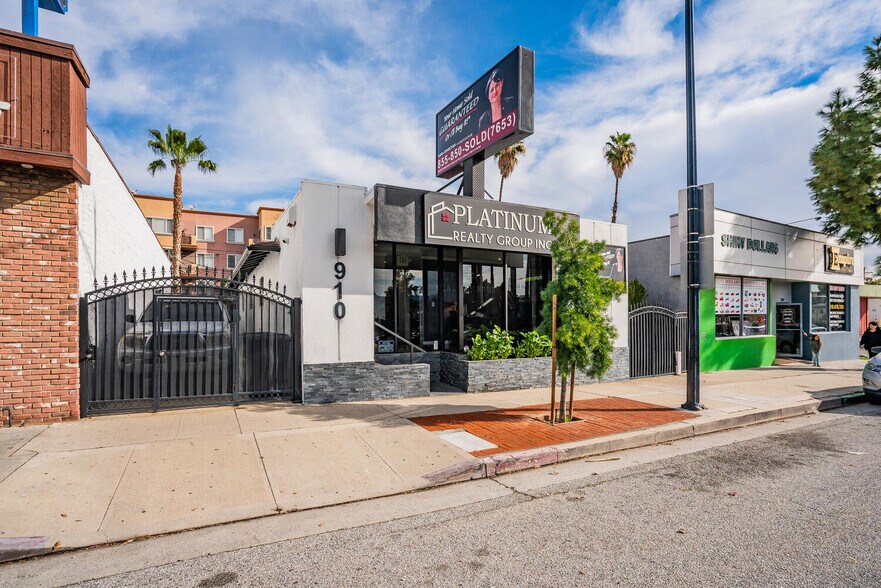 More Photos Of 910 S Glenoaks Blvd, Burbank Storefront Retail Office For Lease
