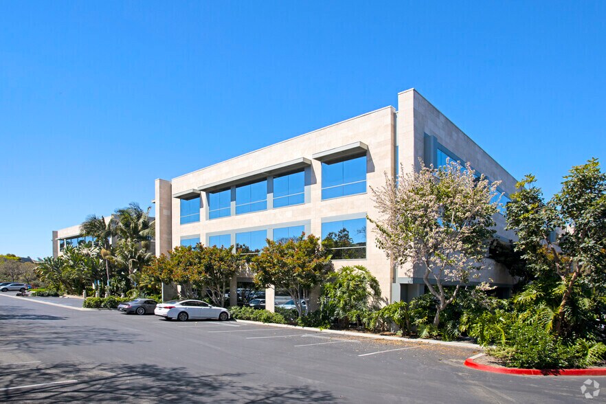More Photos Of 1525 Faraday Ave, Carlsbad Office For Lease