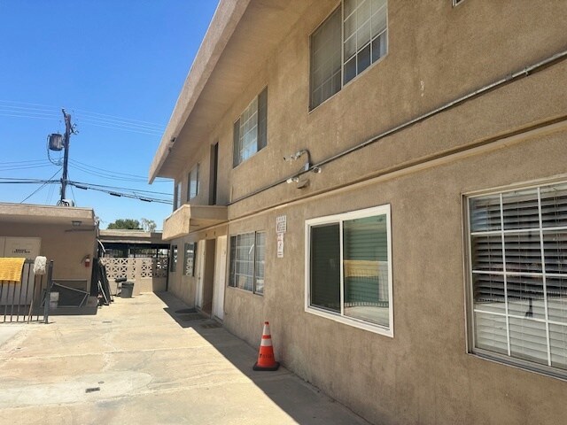 More Photos Of 155 E G St, Brawley Apartments For Sale