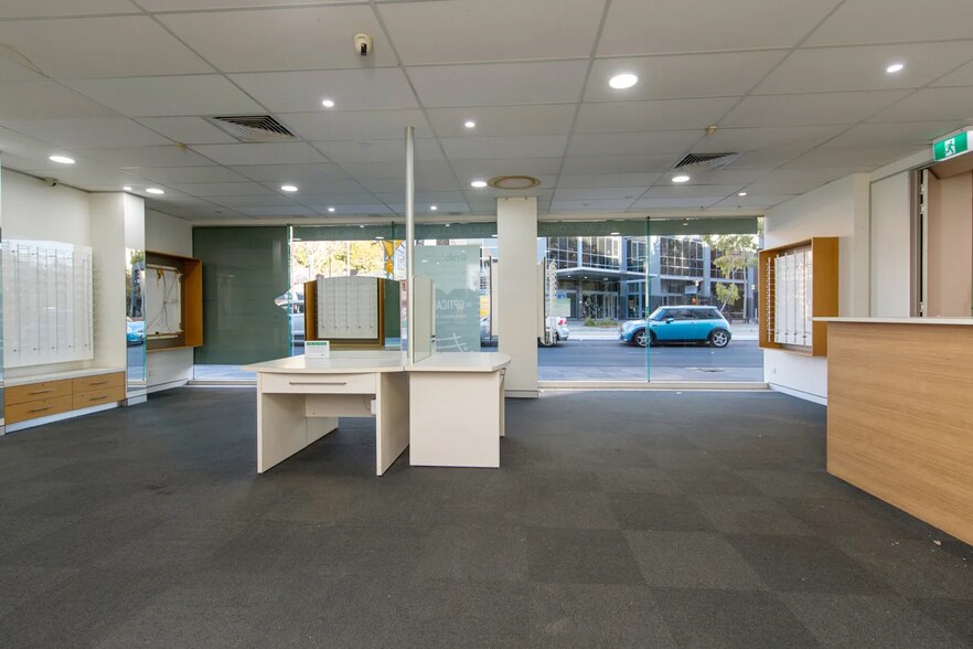 More Photos Of 364-366 Hunter St, Newcastle Office For Lease