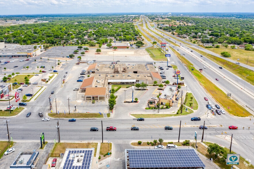 More Photos Of 410 Valley Hi Dr, San Antonio Unknown For Lease