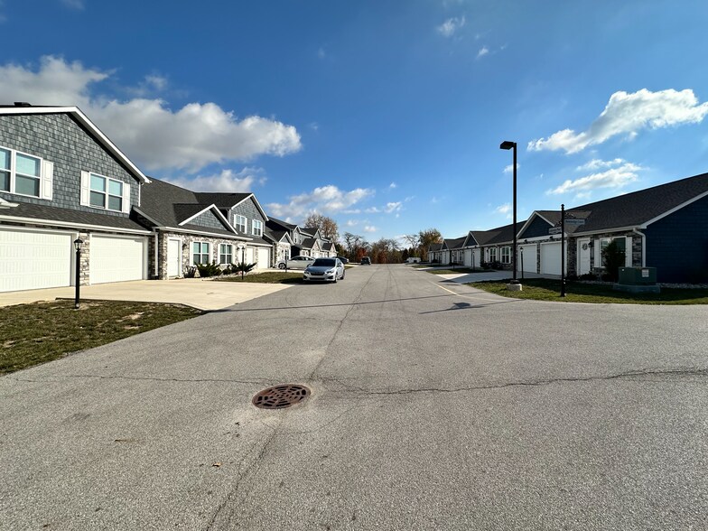 More Photos Of 13816 Illinois Rd, Fort Wayne Apartments For Sale