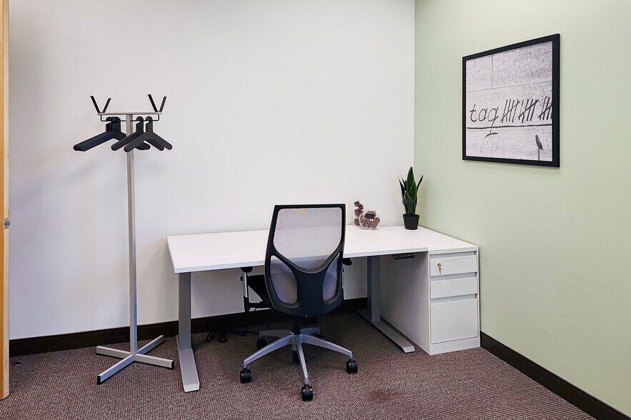 More Photos Of 1024 Iron Point Rd, Folsom Coworking Space