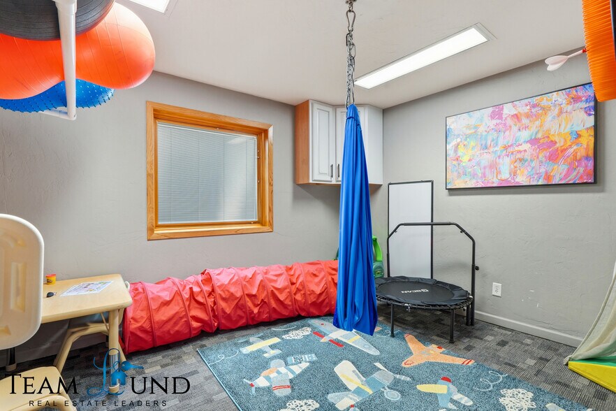 More Photos Of 915 S McKinley St, Casper Office Residential For Sale