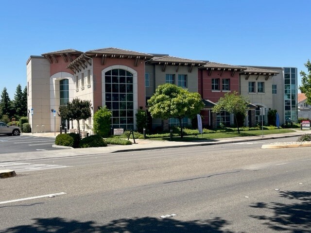 More Photos Of 1486 W 11th St, Tracy Coworking Space