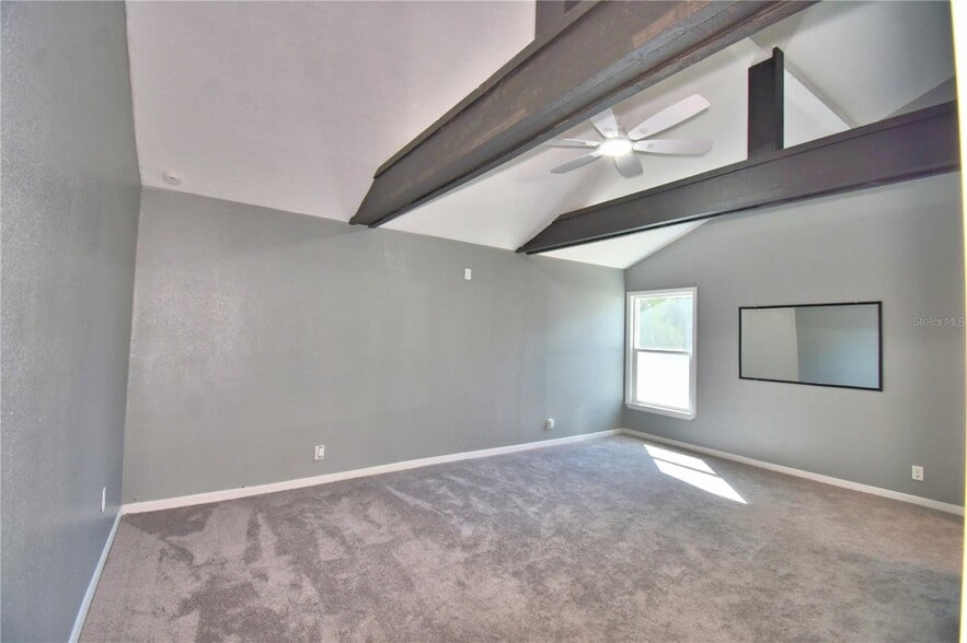 More Photos Of 208 Center St, Auburndale Office For Sale