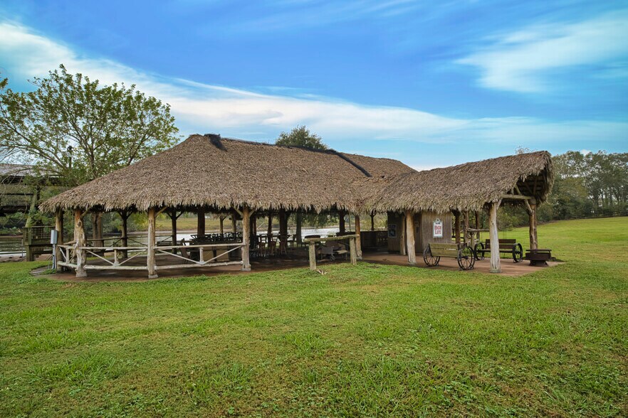 More Photos Of 3559 FM 521 Rd, Brazoria Specialty For Sale